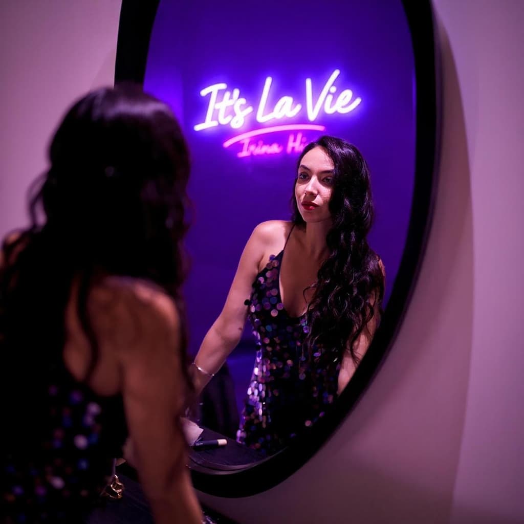 It's La Vie
